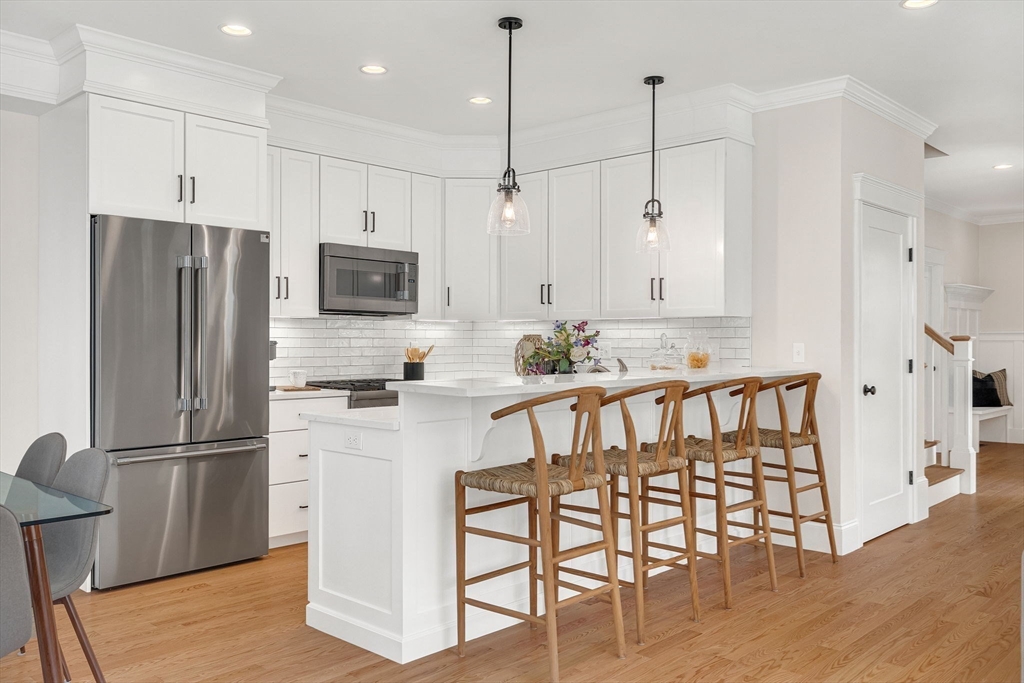 277 Brookline Street Needham, MA 02492 - Photo 3 of 32