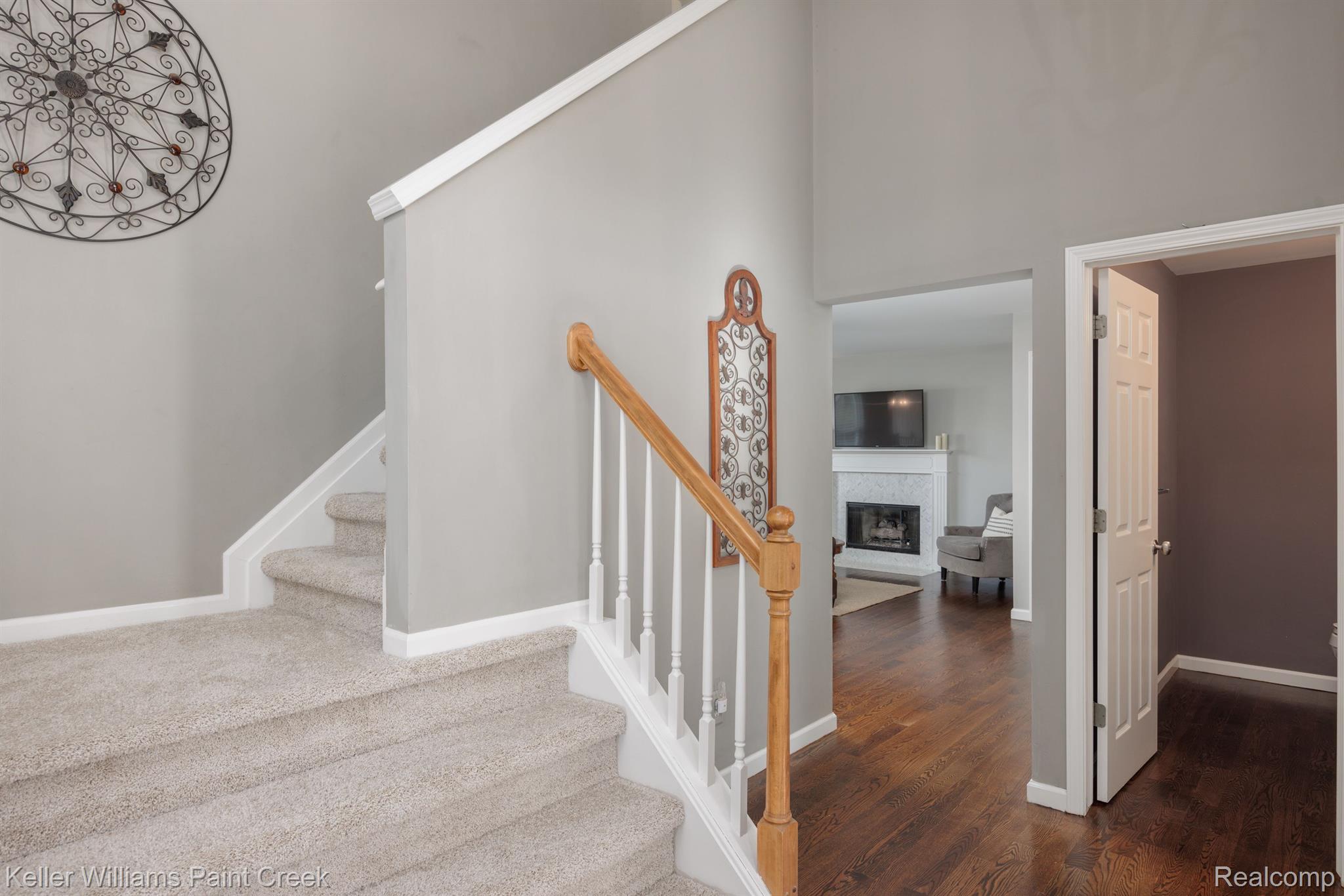 3566 Normandy Drive Rochester, MI 48306 - Photo 9 of 37 Gallery Image 9
