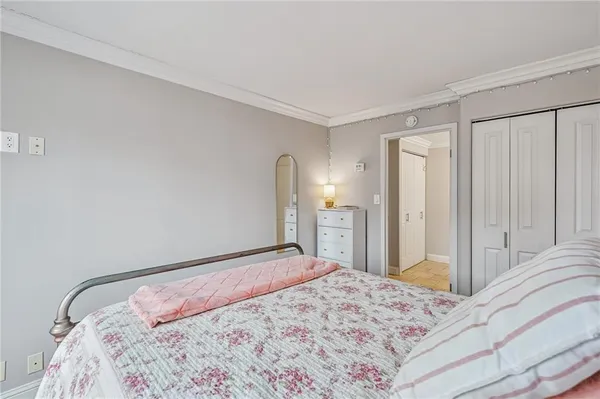 $135,000 | 700 East 8th Street, Unit 16B, Kansas City, MO 64106