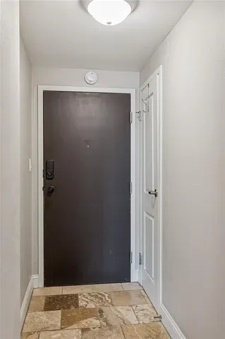 $135,000 | 700 East 8th Street, Unit 16B, Kansas City, MO 64106