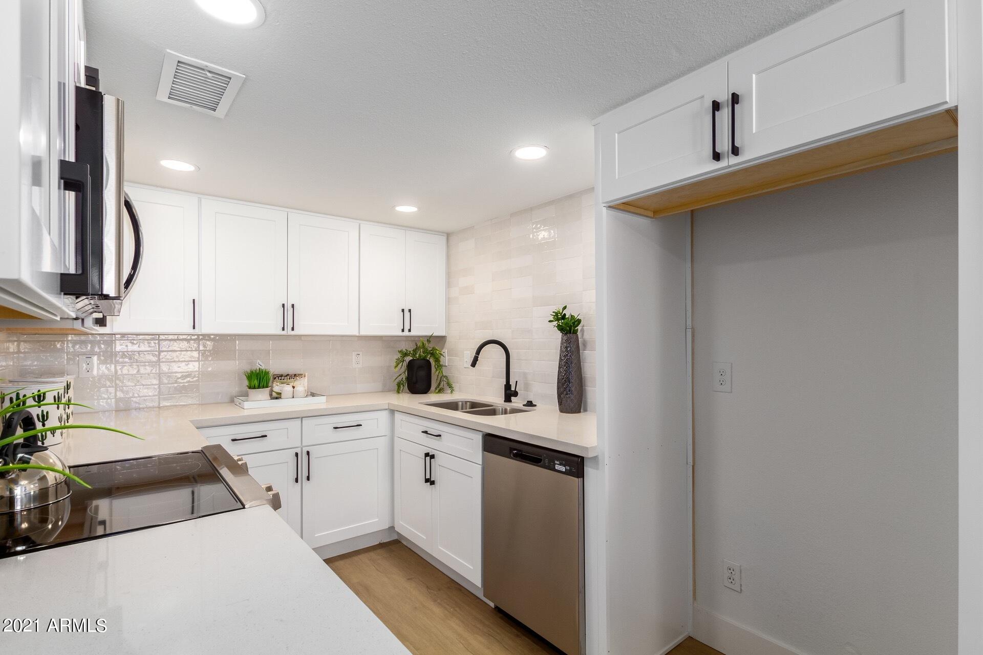 3612 East Osborn Road Phoenix, AZ 85018 - Photo 15 of 25 0014-14 Osborn