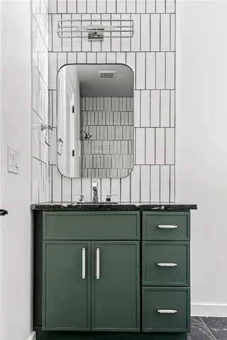 $1,687,000 | 705 East 50th Street, Austin, TX 78751