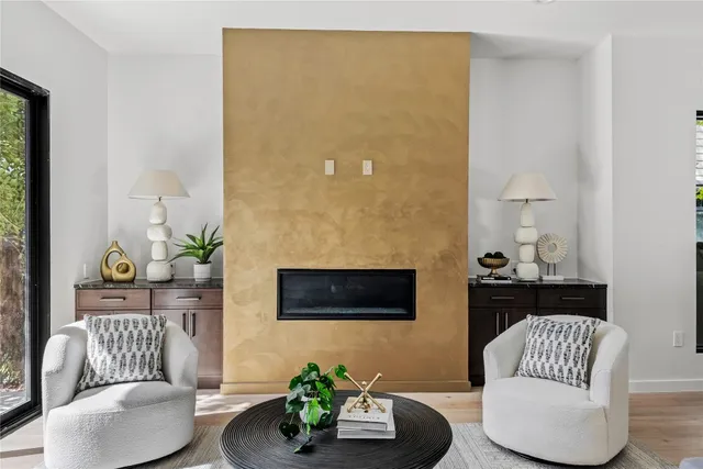 $1,687,000 | 705 East 50th Street, Austin, TX 78751