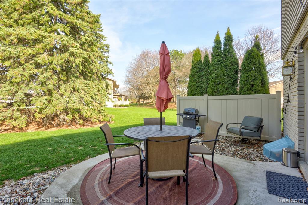 239 Churchgrove Road Frankenmuth, MI 48734 - Photo 39 of 45