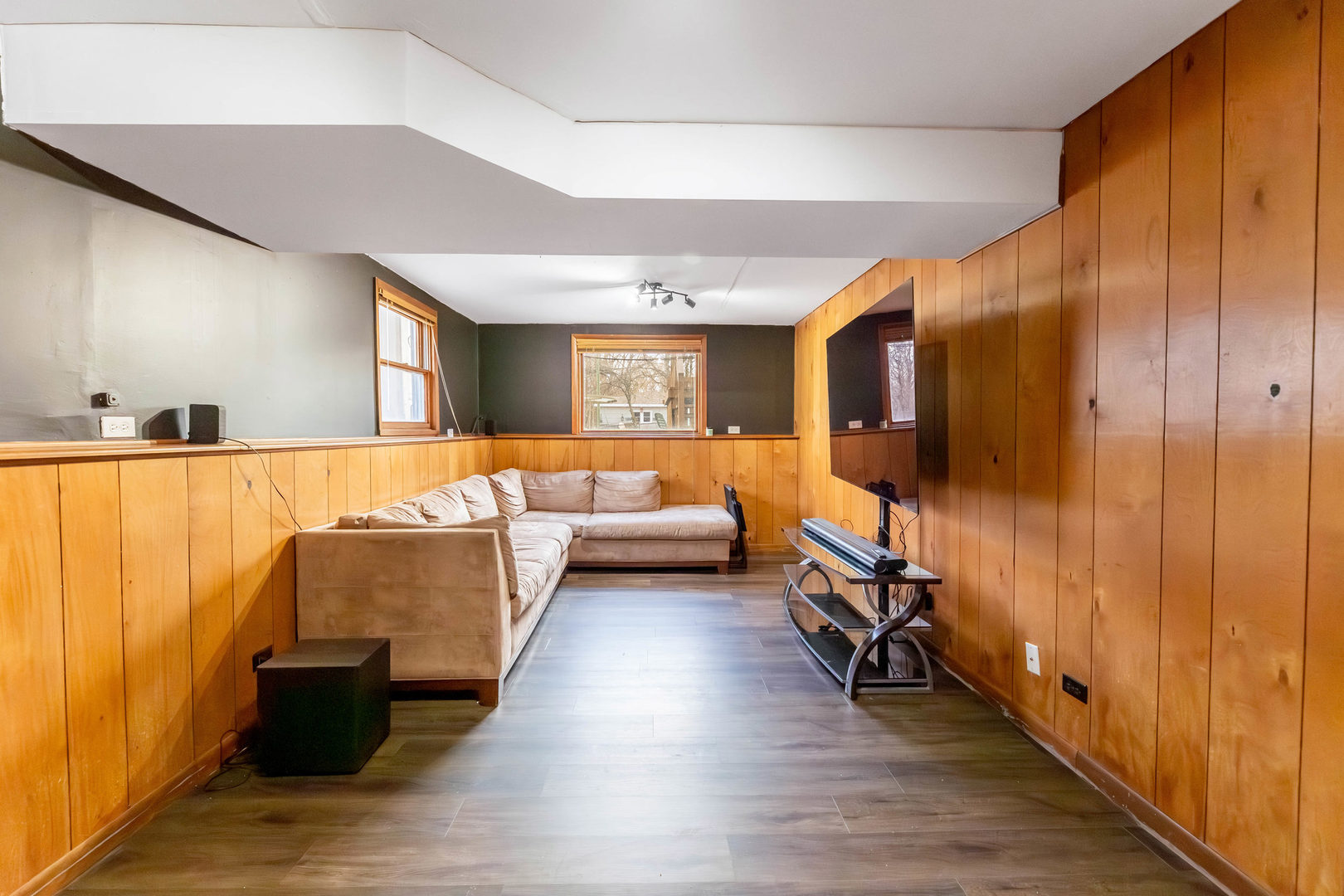 313 Jackson Street Park Forest, IL 60466 - Photo 14 of 22 a bedroom with furniture and a wooden floor