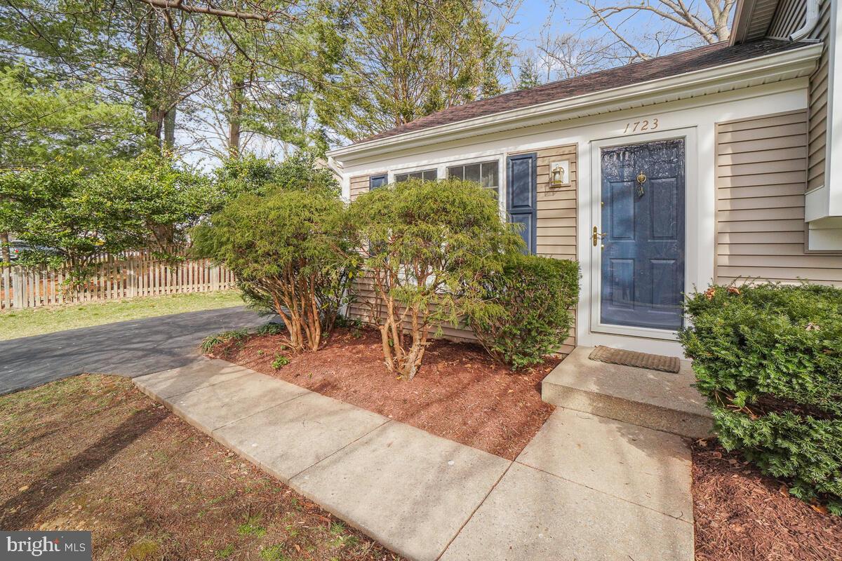 1723 Brookshire Run Point of Rocks, MD 21777 - Photo 2 of 55