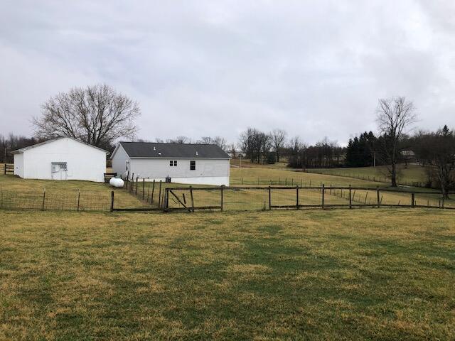 11120 Marburger Road Southwest Stoutsville, OH 43154 - Photo 7 of 41 IMG_5964