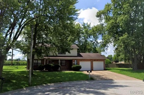 $1,000 | 139 Stacy Drive, Fairview Heights, IL 62208