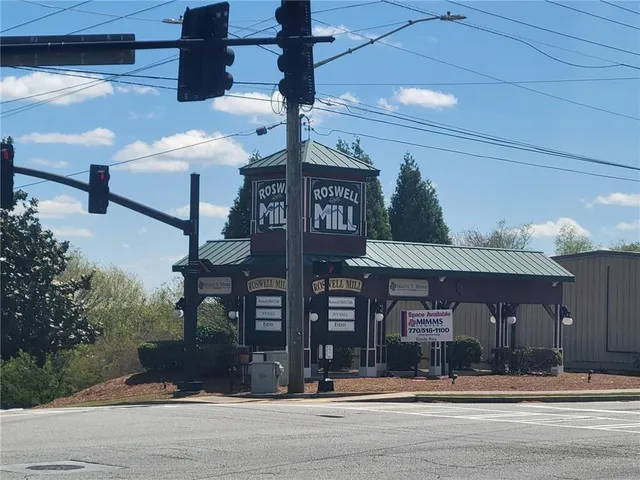 $879,000 | 605 Marietta Highway, Roswell, GA 30075