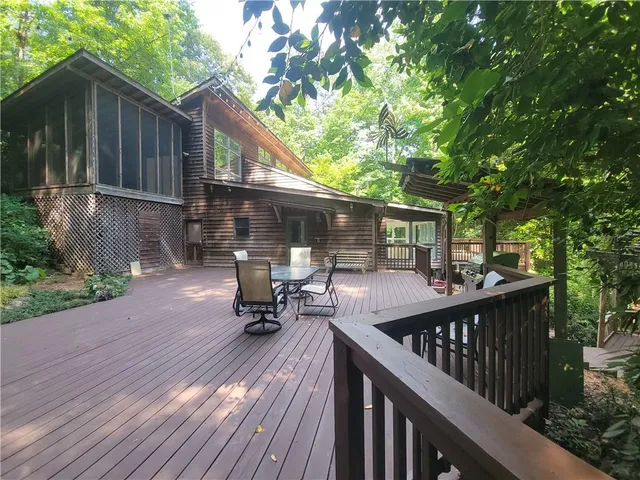 $879,000 | 605 Marietta Highway, Roswell, GA 30075