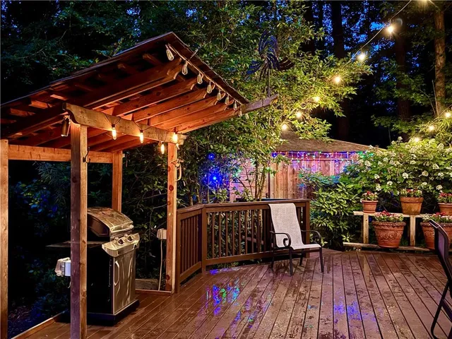 $879,000 | 605 Marietta Highway, Roswell, GA 30075