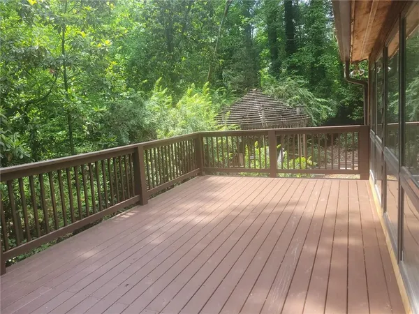 $879,000 | 605 Marietta Highway, Roswell, GA 30075