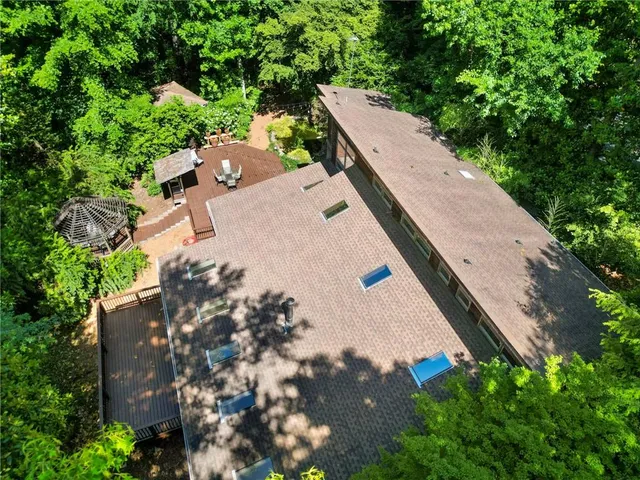 $879,000 | 605 Marietta Highway, Roswell, GA 30075