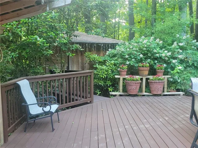 $879,000 | 605 Marietta Highway, Roswell, GA 30075