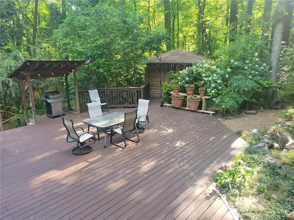 $879,000 | 605 Marietta Highway, Roswell, GA 30075