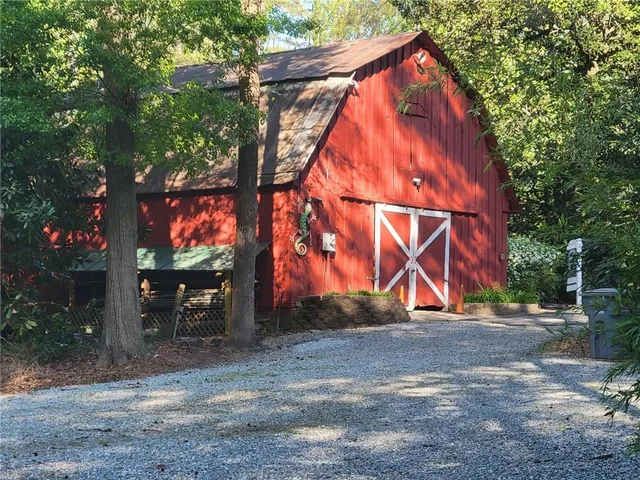 $879,000 | 605 Marietta Highway, Roswell, GA 30075