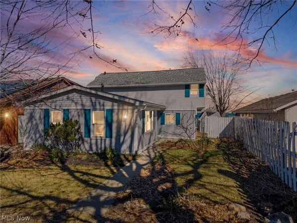 $535,000 | 3708 Edgewater Drive, Vermilion, OH 44089
