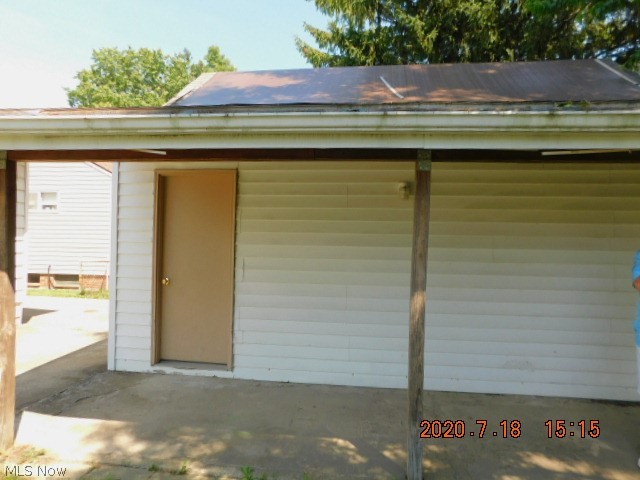 29968 Regent Road Wickliffe, OH 44092 - Photo 5 of 33 Gallery Image 5