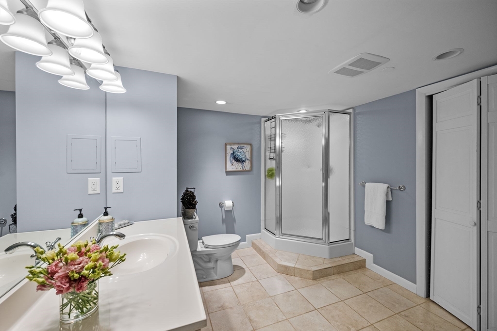 11 Laurel Road Swampscott, MA 01907 - Photo 33 of 38 Gallery Image 33