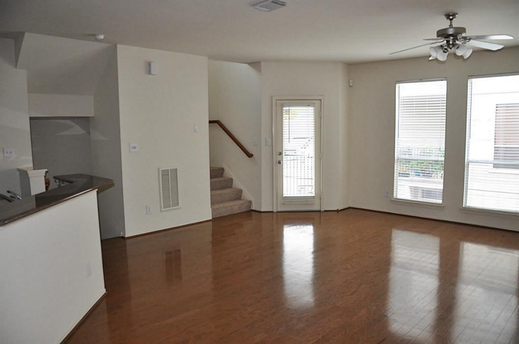 2020 Mason Street Houston, TX 77006 - Photo 3 of 9