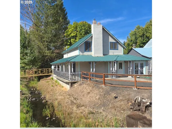$265,000 | 57036 Wamic Market Road, Wamic, OR 97063
