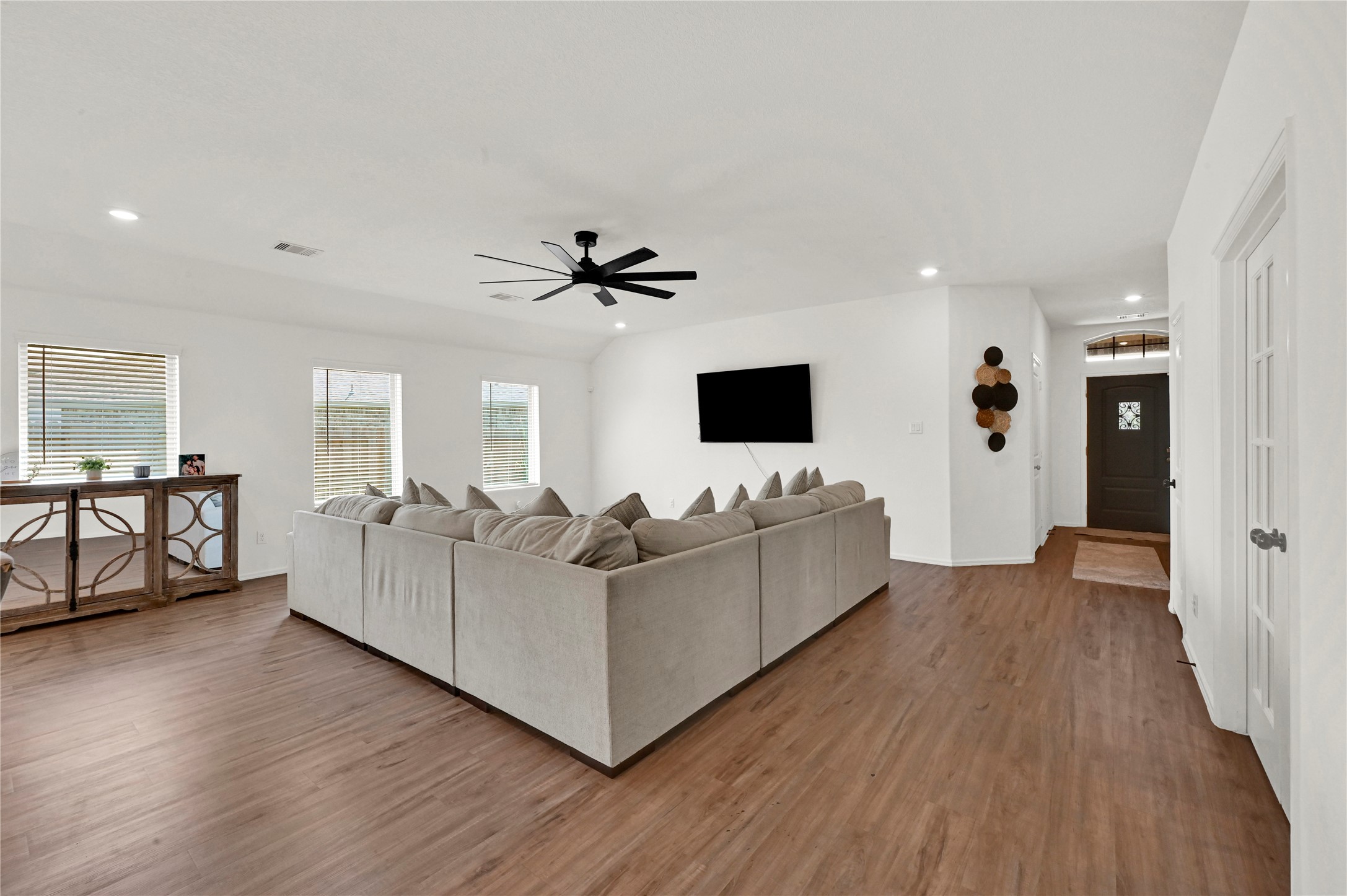 4802 Penton Meadow Lane Rosharon, TX 77583 - Photo 11 of 19 Gallery Image 11