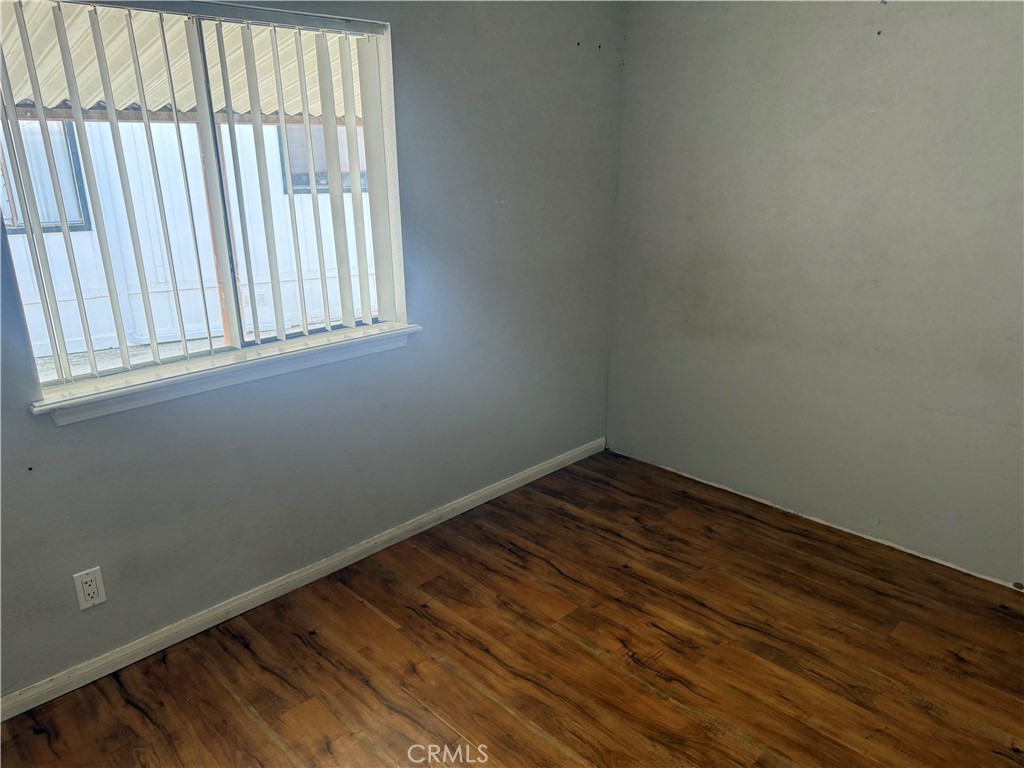 15181 Van Buren Riverside, CA 92504 - Photo 12 of 21 Office / Bedroom 3