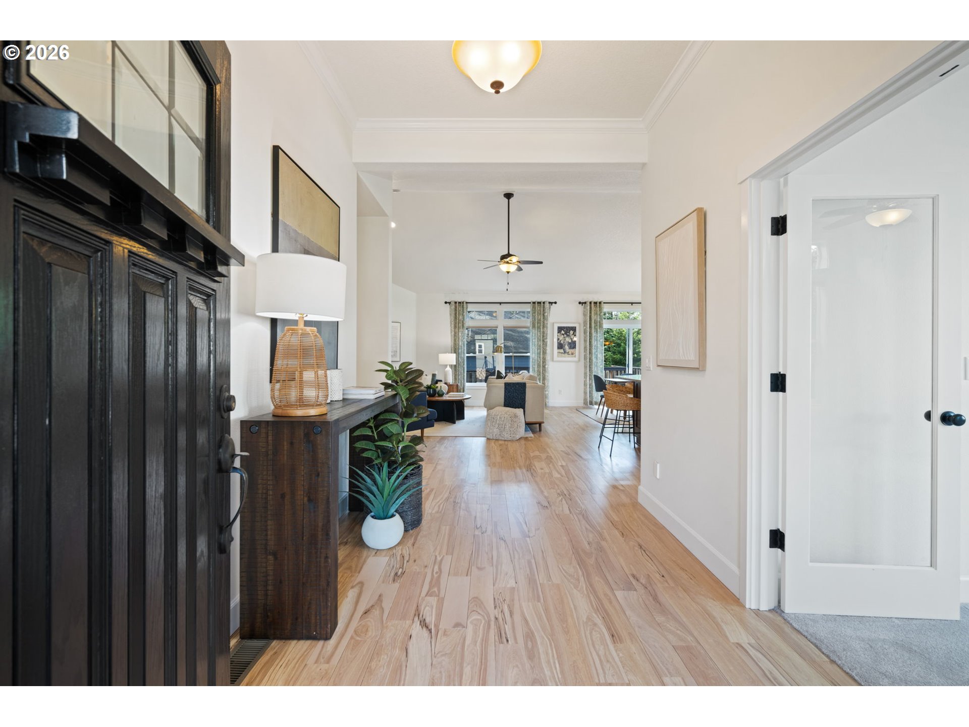16120 Southeast Pinot Road Milwaukie, OR 97267 - Photo 5 of 40 Entrance/Foyer