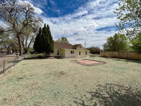 $359,000 | 826 Griffin Avenue, Canon City, CO 81212