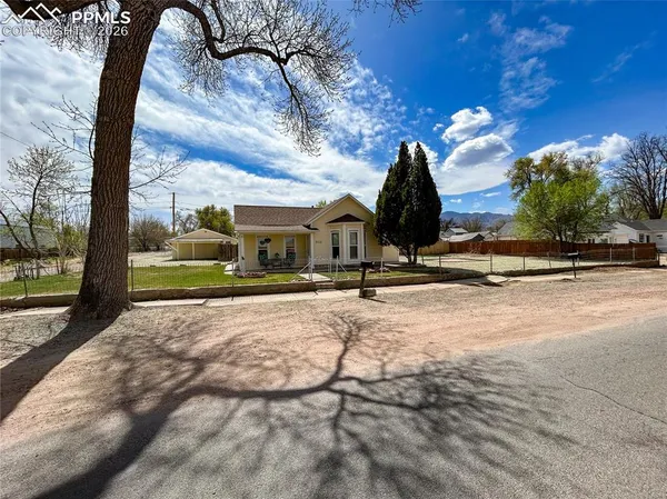 $359,000 | 826 Griffin Avenue, Canon City, CO 81212
