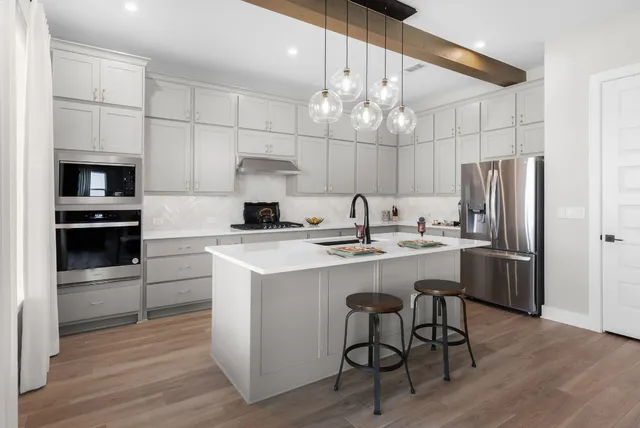 $2,550 | 508 Castillo Bend, Liberty Hill, TX 78642