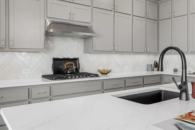 $2,550 | 508 Castillo Bend, Liberty Hill, TX 78642