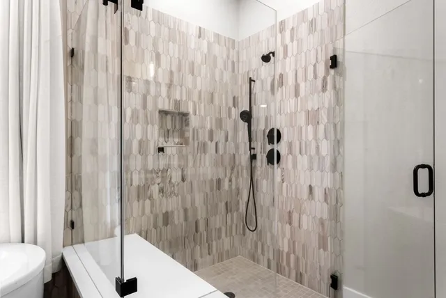 $2,550 | 508 Castillo Bend, Liberty Hill, TX 78642