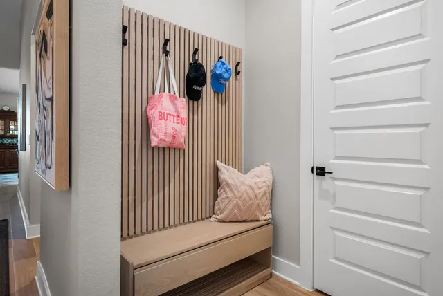 $2,550 | 508 Castillo Bend, Liberty Hill, TX 78642