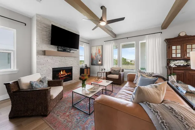 $2,550 | 508 Castillo Bend, Liberty Hill, TX 78642