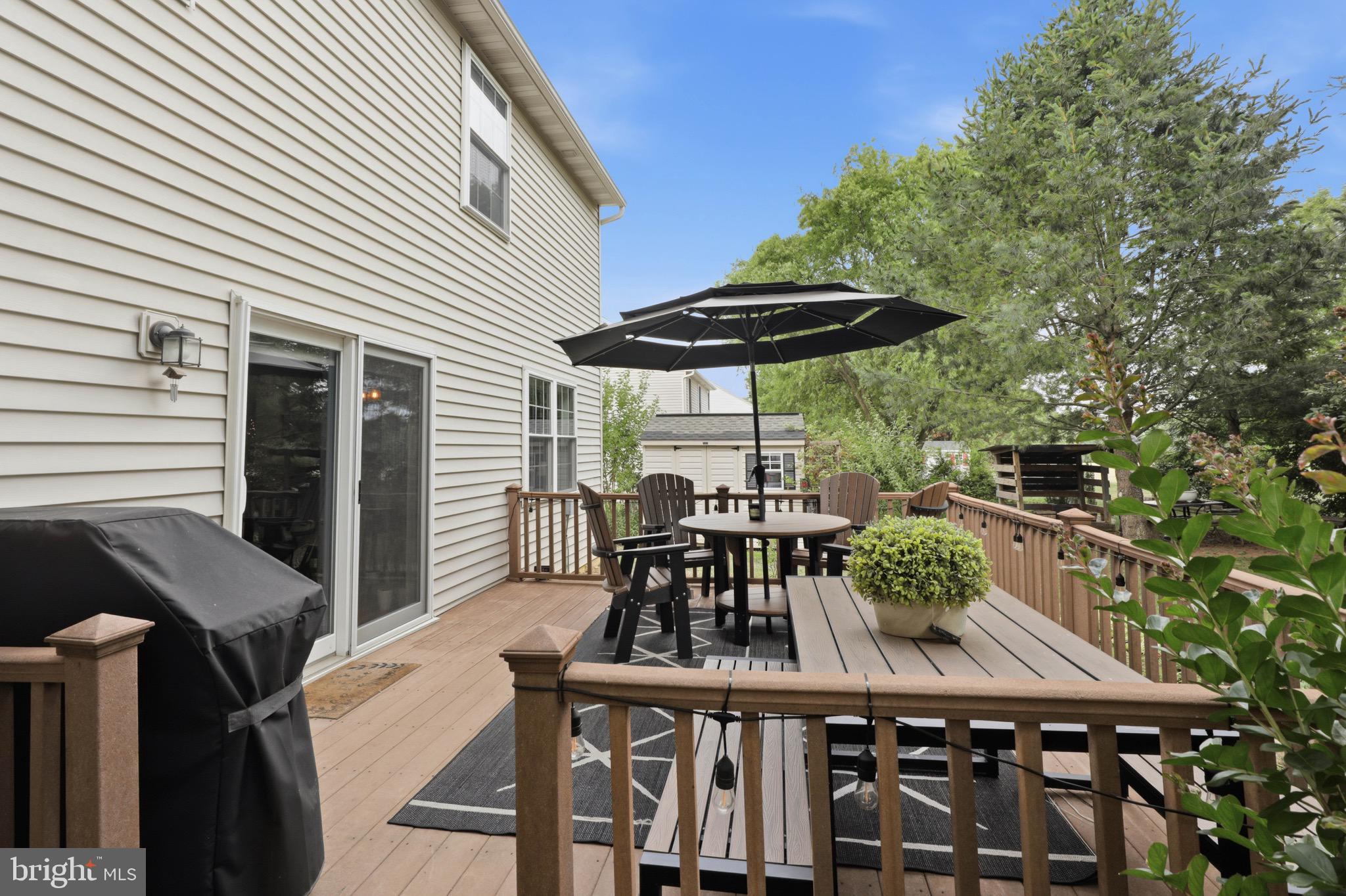 230 Cambridge Lane Lititz, PA 17543 - Photo 42 of 59 16 x 14 maintenance free deck