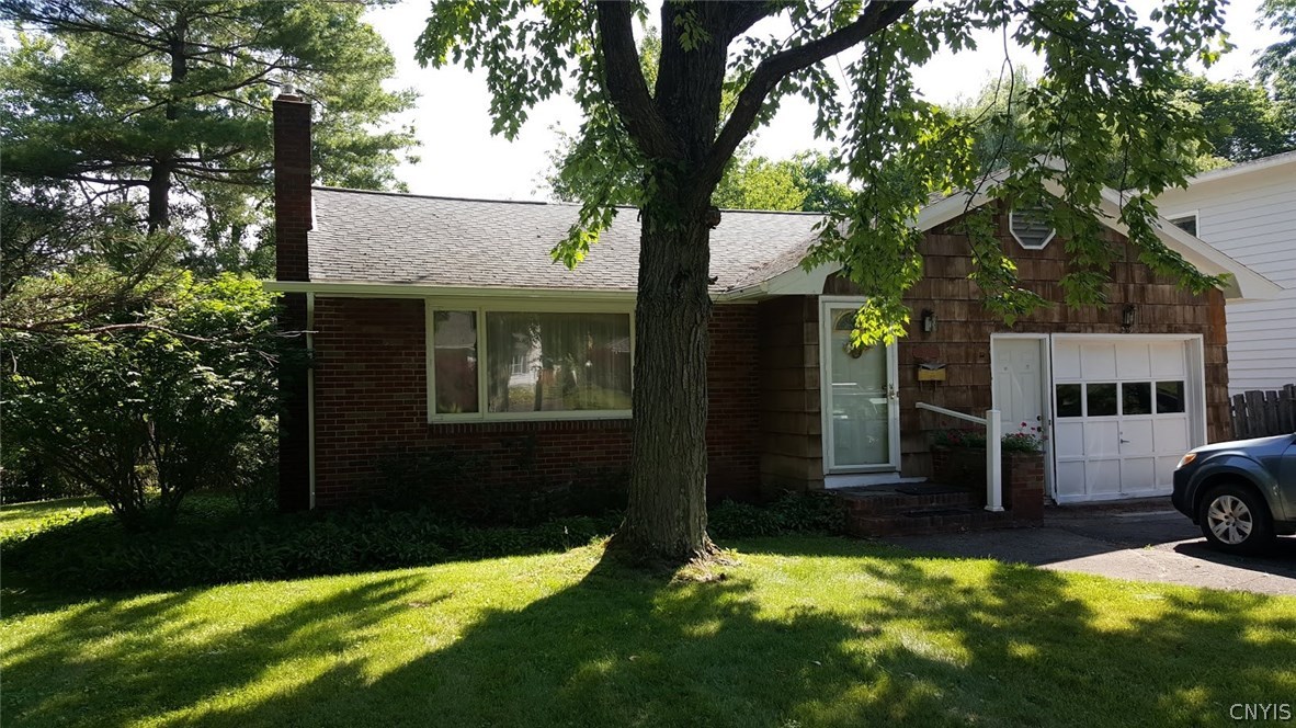 209 Locksley Road Syracuse, NY 13224 - Photo 1 of 1