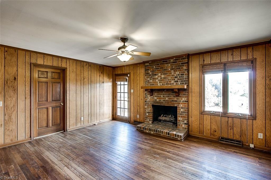3504 Charing Cross Road Greensboro, NC 27455 - Photo 8 of 30 Gallery Image 8