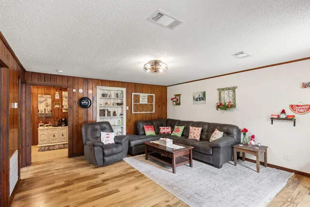 $199,000 | 894 Williams Avenue, Crestview, FL 32539