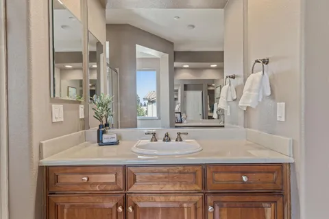 $975,000 | 2240 Owencarrow Lane, Lincoln, CA 95648