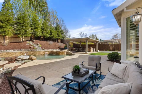 $975,000 | 2240 Owencarrow Lane, Lincoln, CA 95648