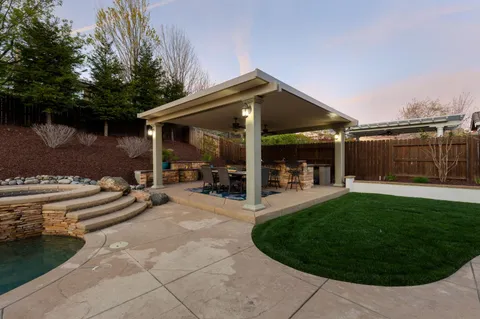 $975,000 | 2240 Owencarrow Lane, Lincoln, CA 95648