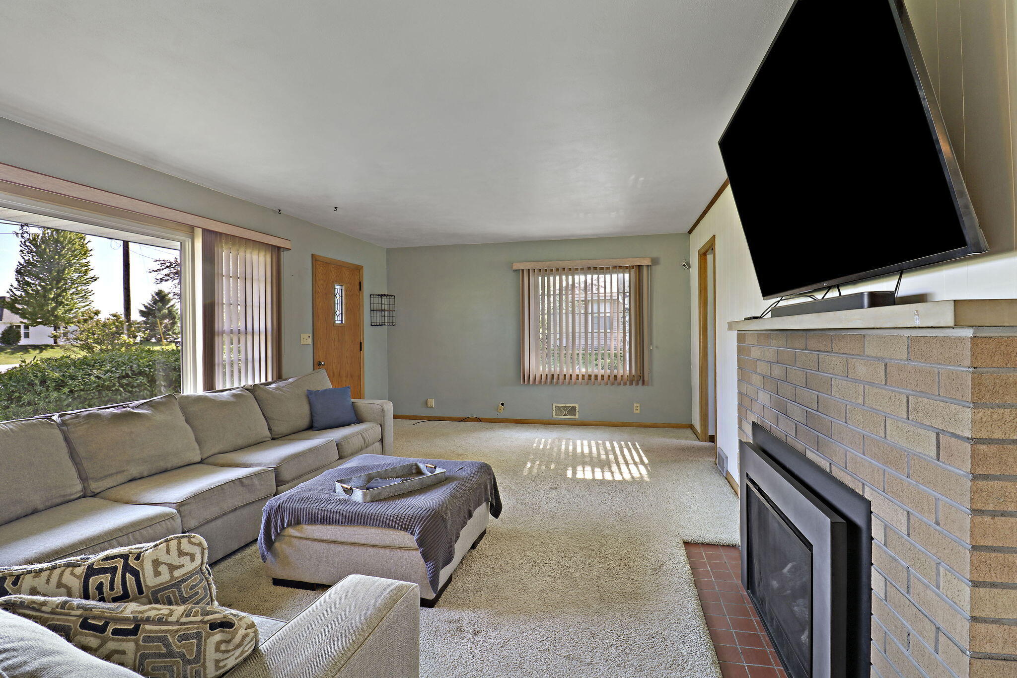 1920 7th Street Somers, WI 53140 - Photo 4 of 27 4-web-or-mls-1920 7th St, Kenosha, WI -