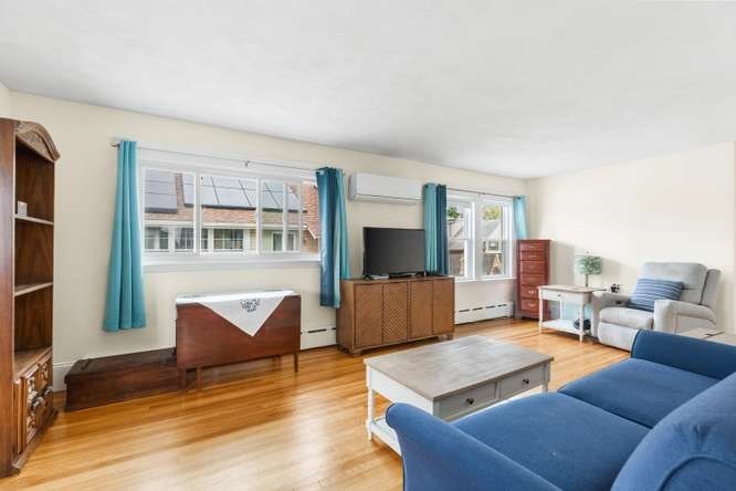 17 Ames Street Beverly, MA 01915 - Photo 7 of 29
