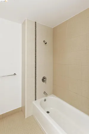 $525,000 | 2300 Broadway, Unit 5, Oakland, CA 94612