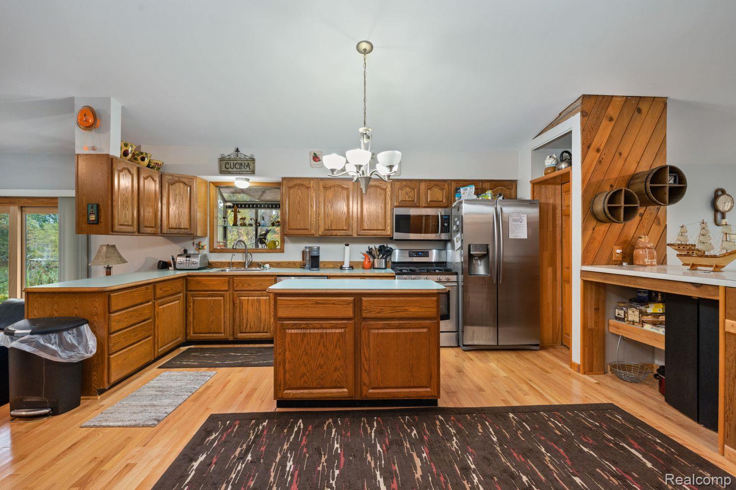11374 Clyde Road Fenton, MI 48430 - Photo 5 of 30 Gallery Image 5