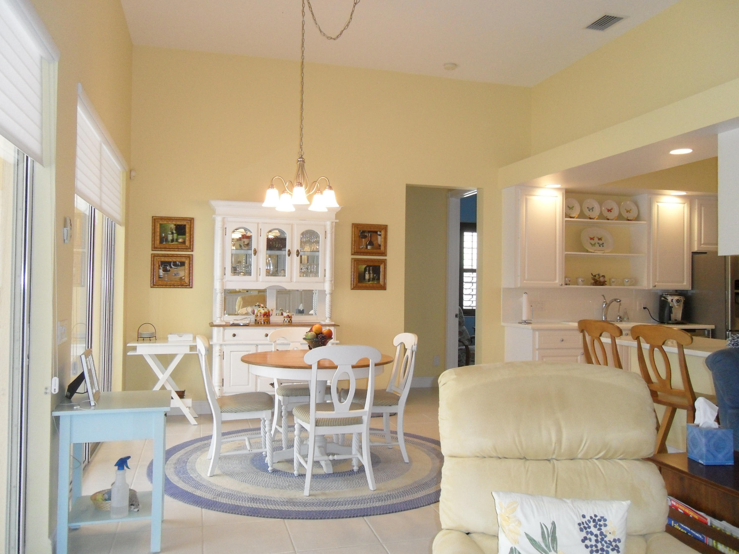 8466 Yorke Road Wellington, FL 33414 - Photo 4 of 36 Dining Area
