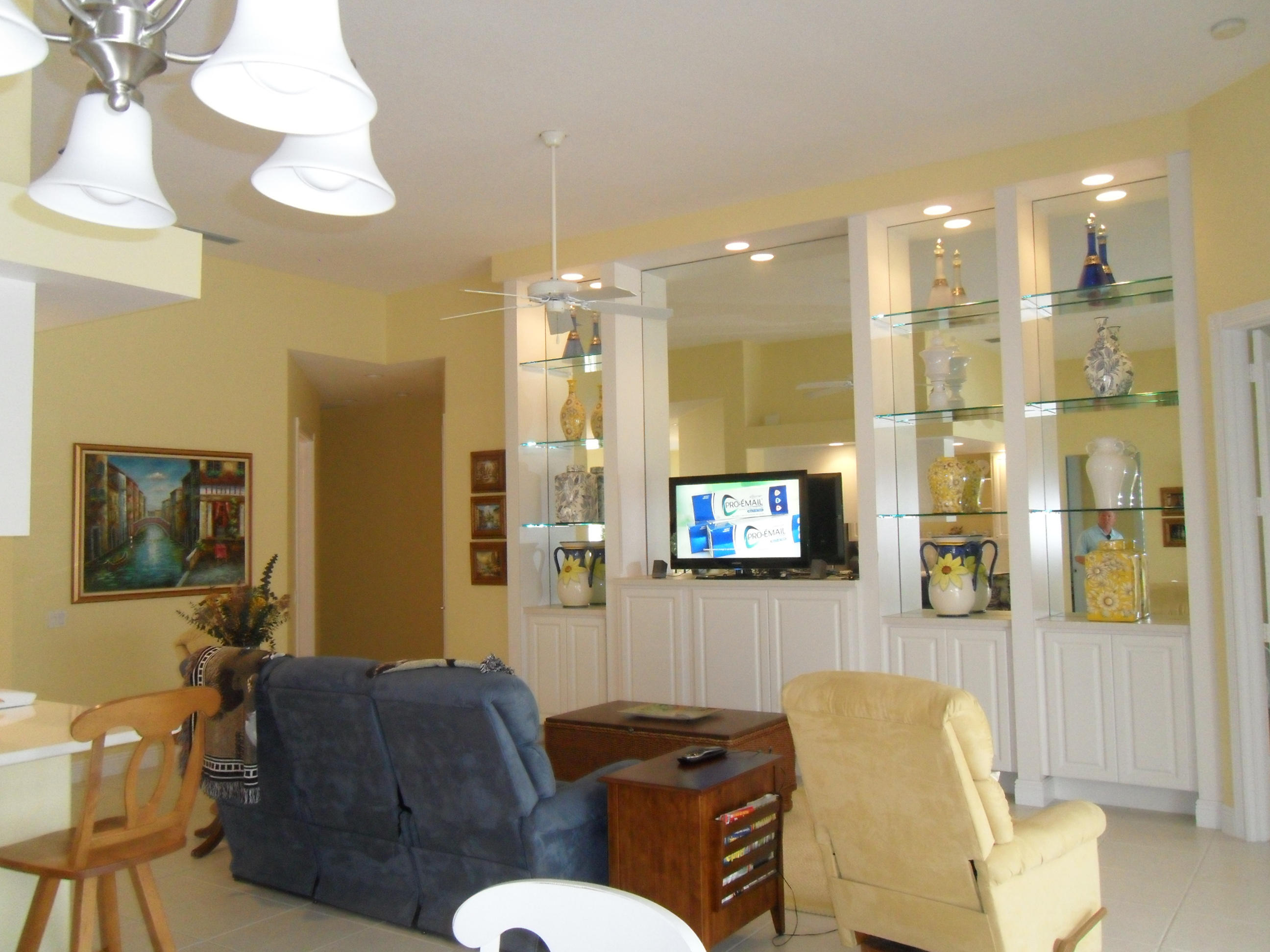 8466 Yorke Road Wellington, FL 33414 - Photo 6 of 36 Family Room