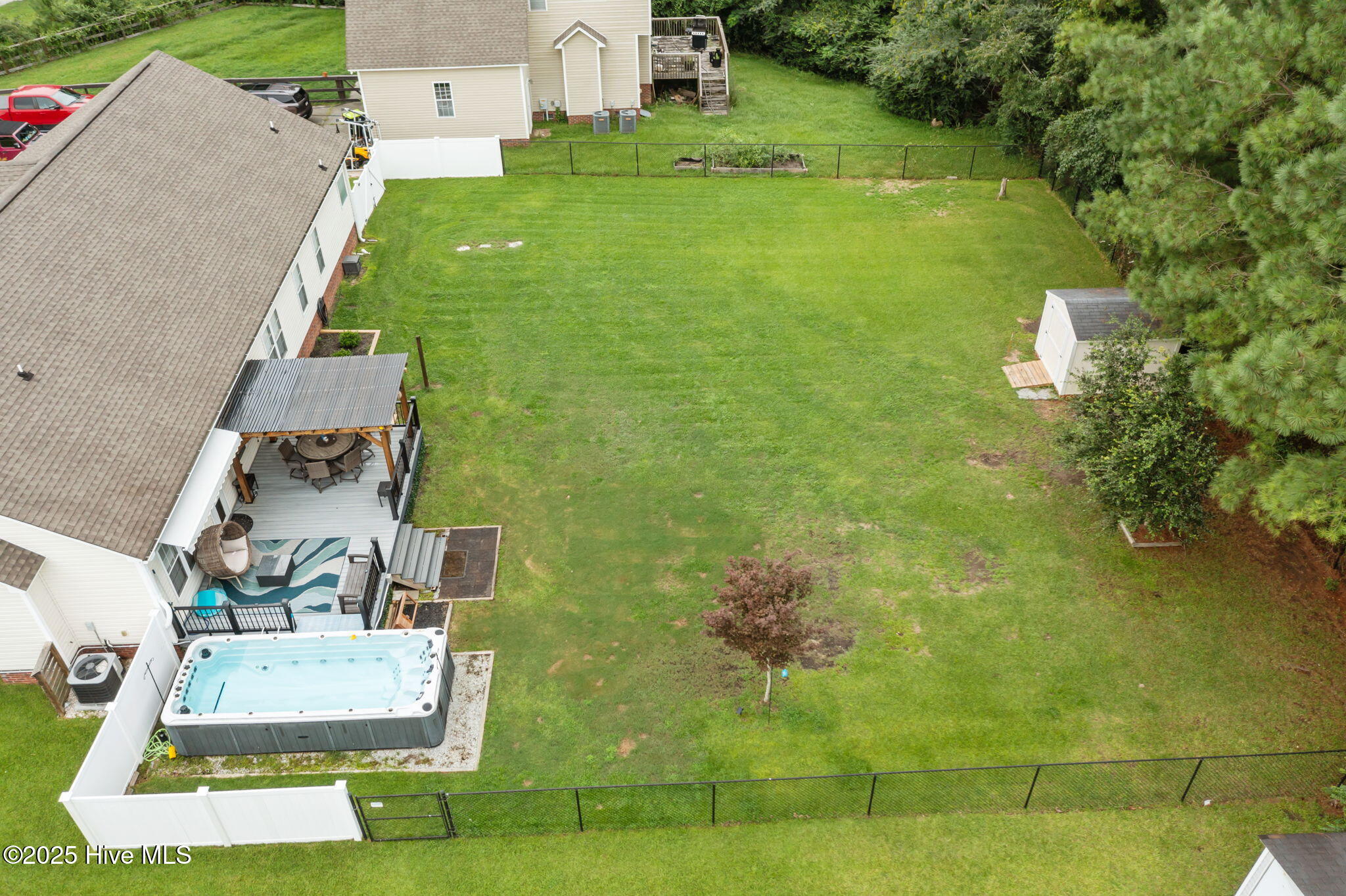 216 Raven Ridge Court Swansboro, NC 28584 - Photo 49 of 55 9-web-or-mls-DJI_0254