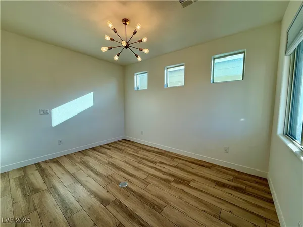 $2,768 | 936 East Sunset Road, Henderson, NV 89011
